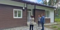 В Майминском районе проверили ход работ на социально значимых объектах - Майминский район